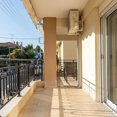 Maison De Sable A, First Floor, Apartment, Metamorphosis *
